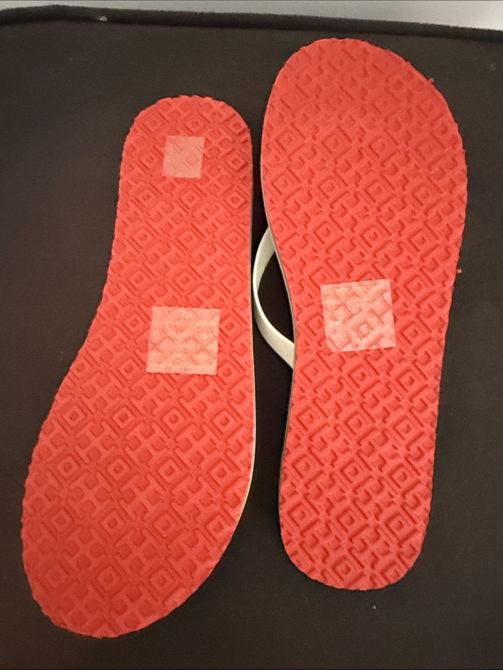 NTW, Tory Burch Cream Logo Thong Sandals with Rainbow Layered Sole Sz 9 - Picture 7 of 10